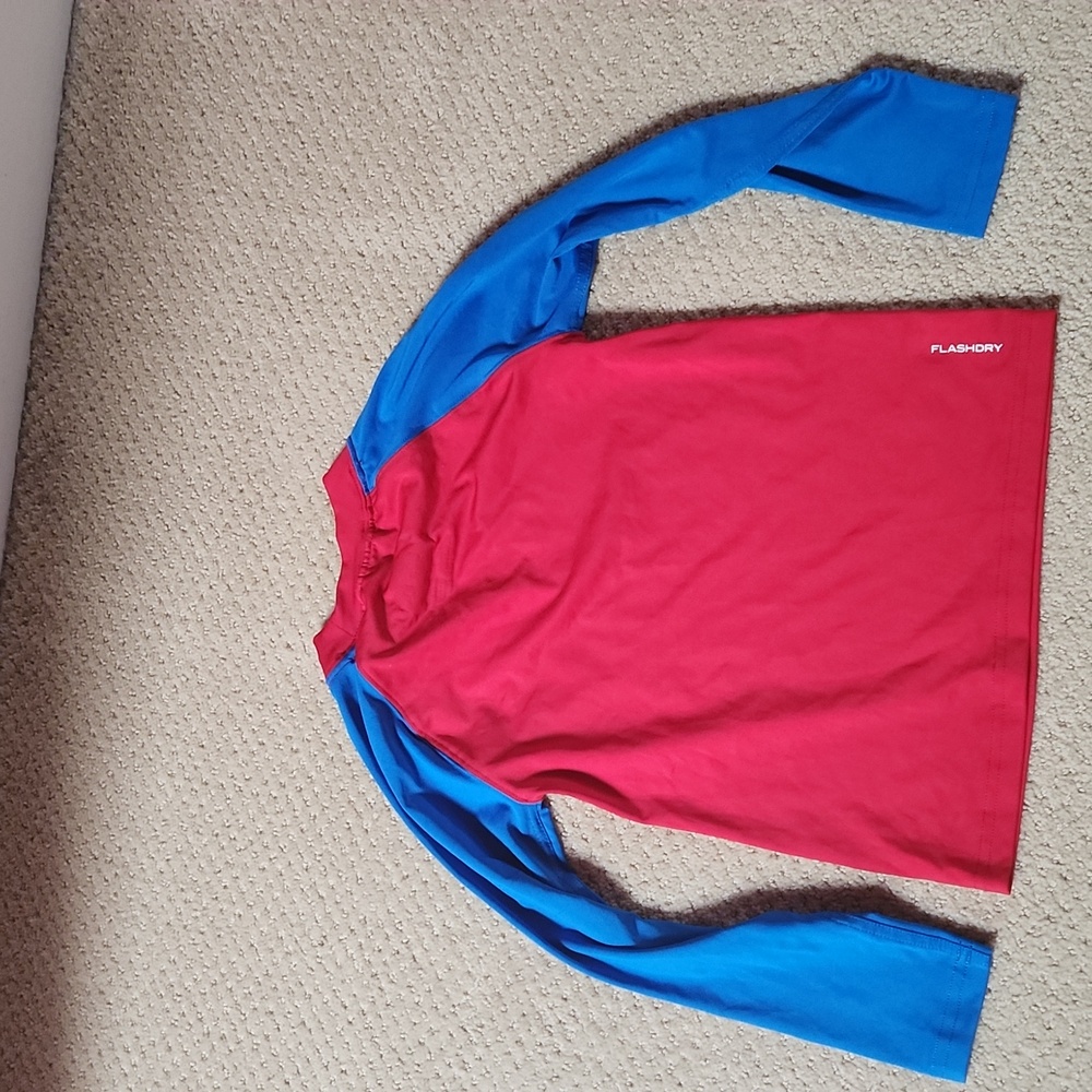The North Face boys swimming top red blue size xs upf 40+ - Picture 6 of 7